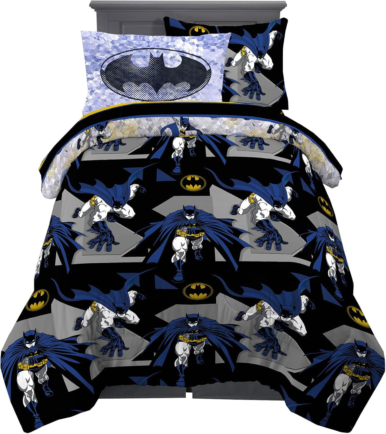 Batman Super Soft 5-Piece Twin Bedding Set - Comforter, Sheets, and Sham for Kids