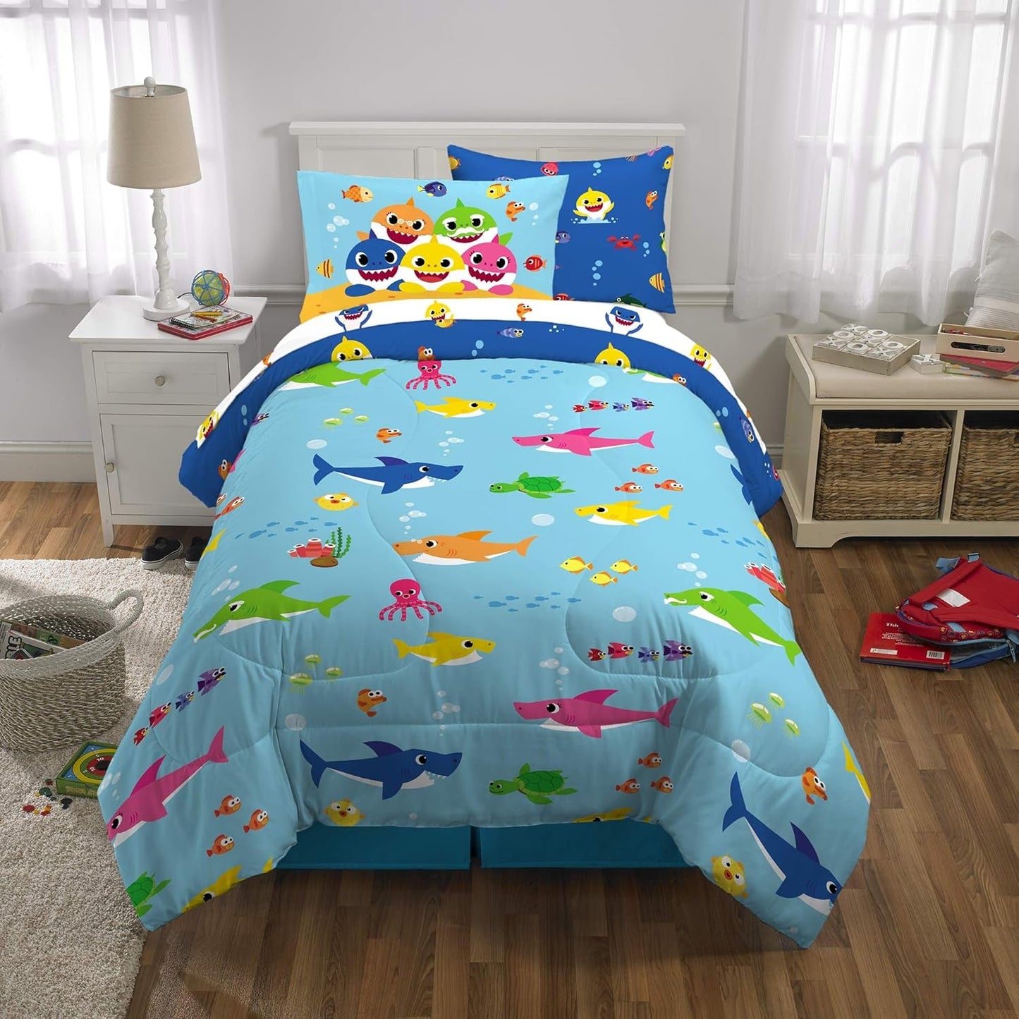 Baby Shark 5-Piece Twin Bedding Set - Super Soft Comforter, Sheets & Sham for Kids