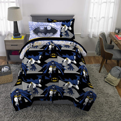 Batman Super Soft 5-Piece Twin Bedding Set - Comforter, Sheets, and Sham for Kids