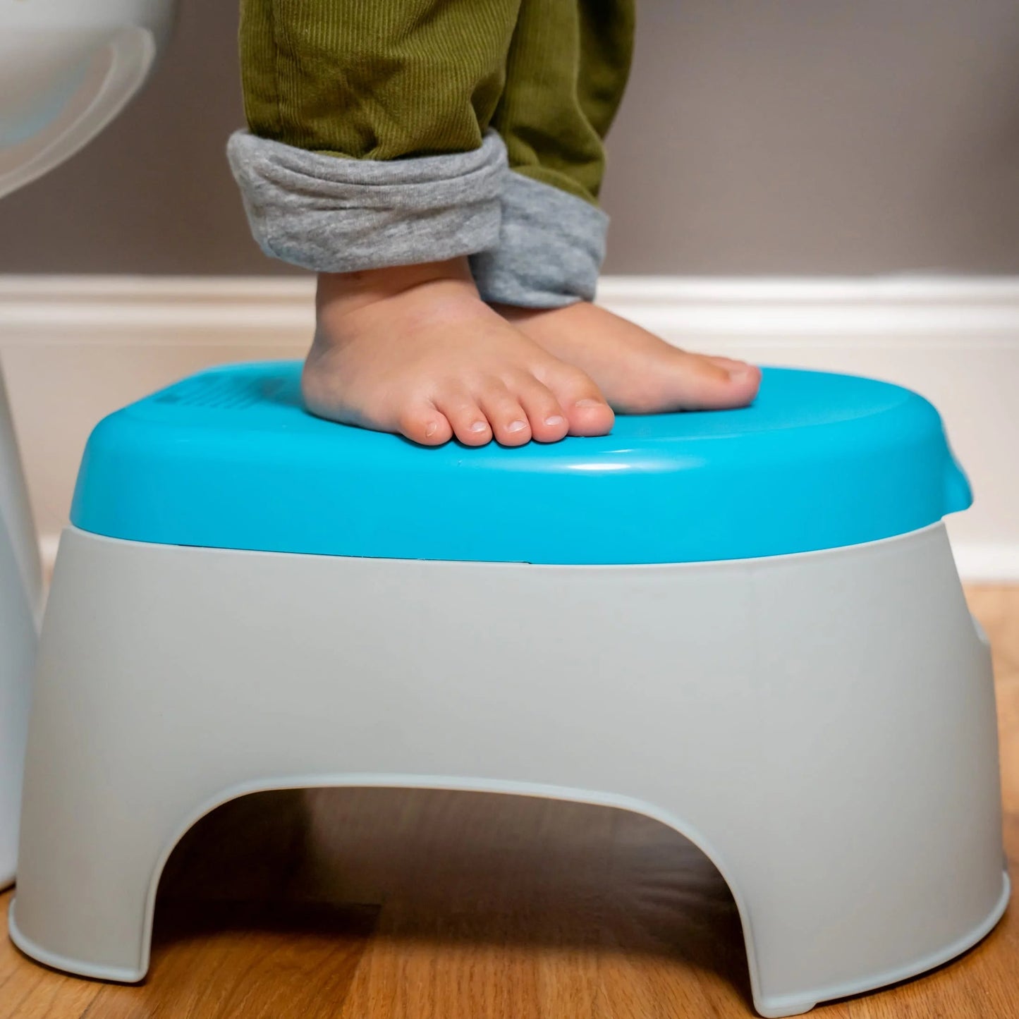 Summer 3-in-1 Potty Training Solution: Toilet, Seat Topper & Step Stool for On-the-Go Toddlers